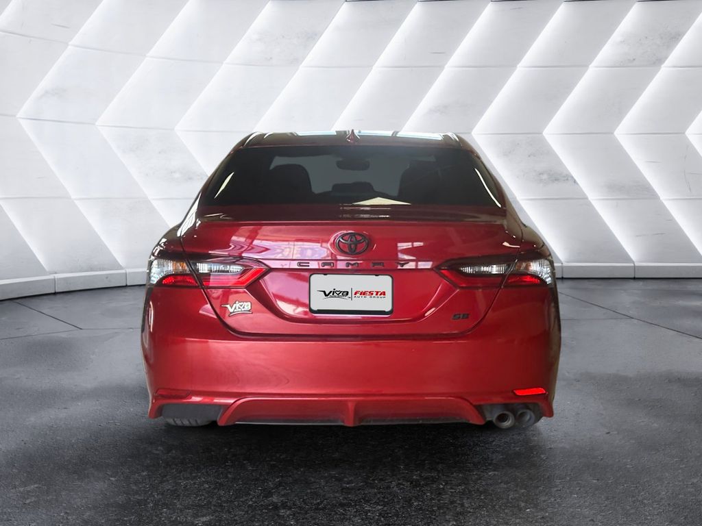 2023 Toyota Camry SE photo 5