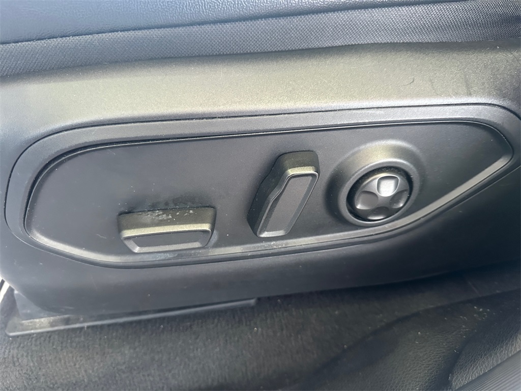 2024 Jeep Grand Cherokee Altitude photo 27