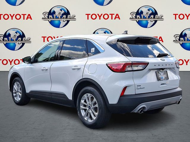 2022 Ford Escape SE photo 4
