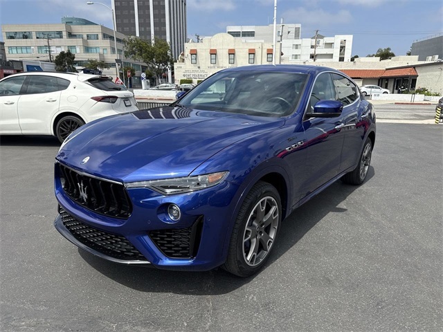 2022 Maserati Levante Modena photo 3