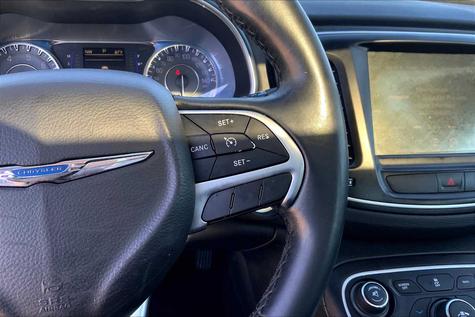 2016 Chrysler 200 Limited photo 24