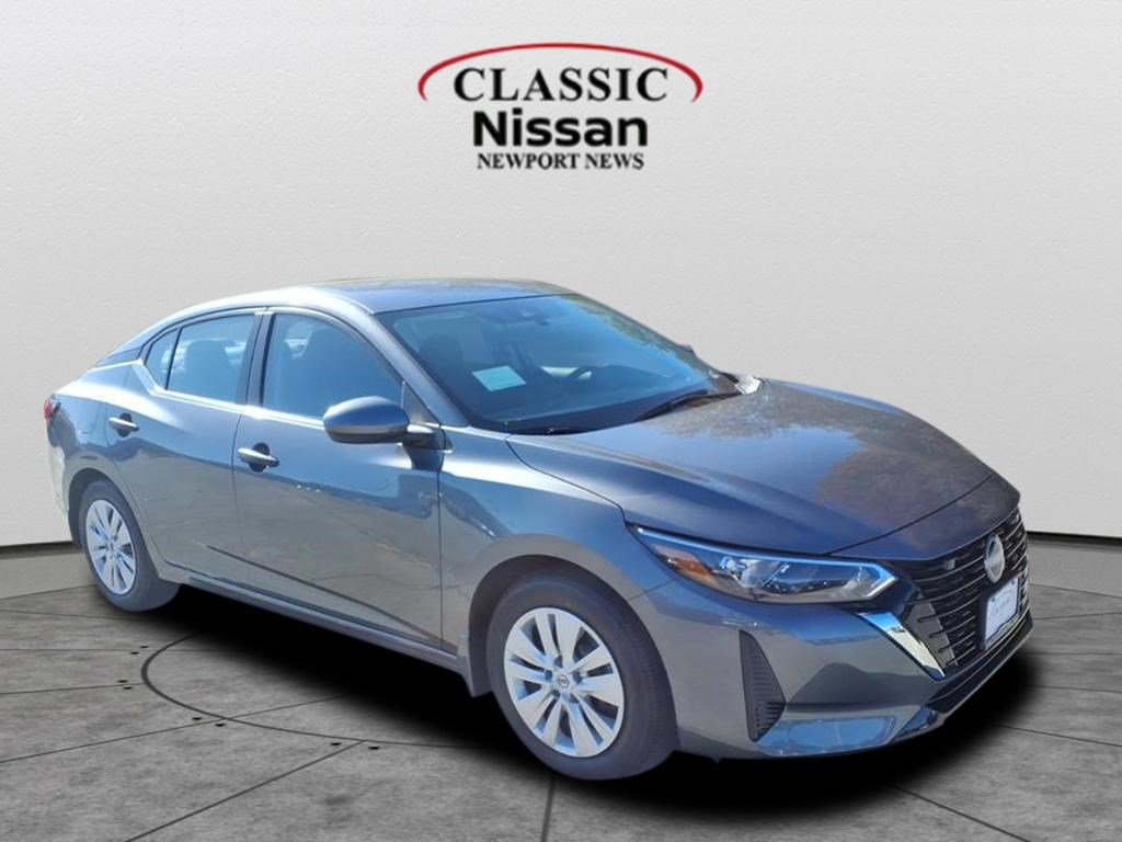 2025 Nissan Sentra S's photo