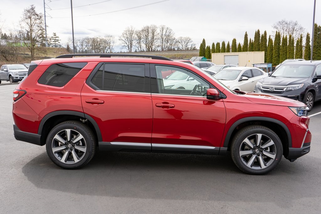 2025 Honda Pilot Touring photo 4