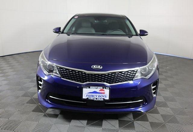 2017 Kia Optima EX photo 2