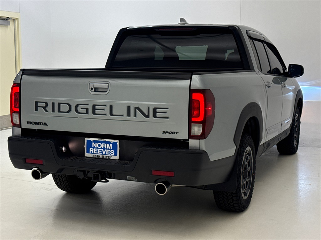 2025 Honda Ridgeline Sport photo 5