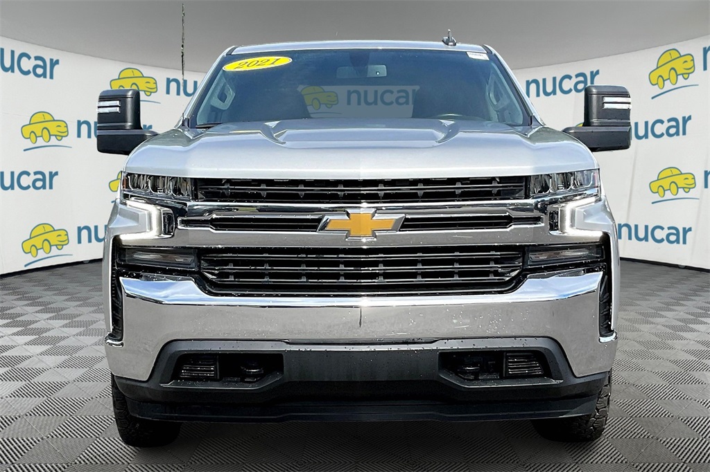 2021 Chevrolet Silverado 1500 LT photo 2