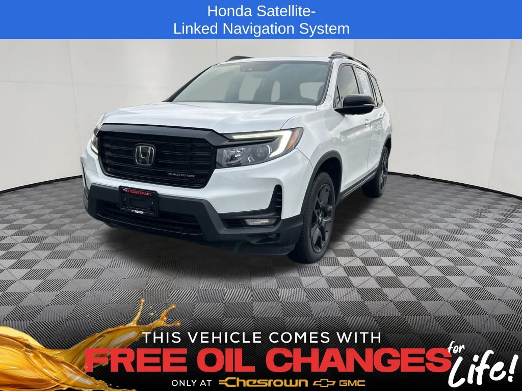 2024 Honda Passport Black Edition's photo