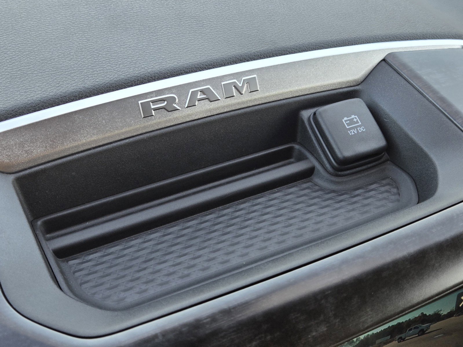 2024 Ram 2500 Big Horn photo 31