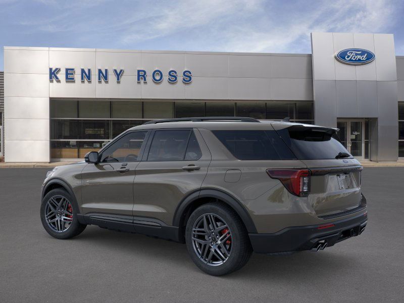 2026 Ford Explorer ST photo 4