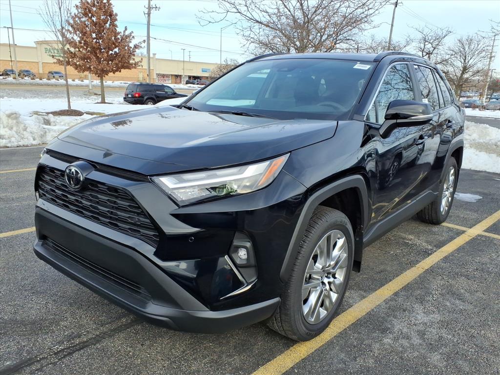 2025 Toyota RAV4 XLE Premium's photo