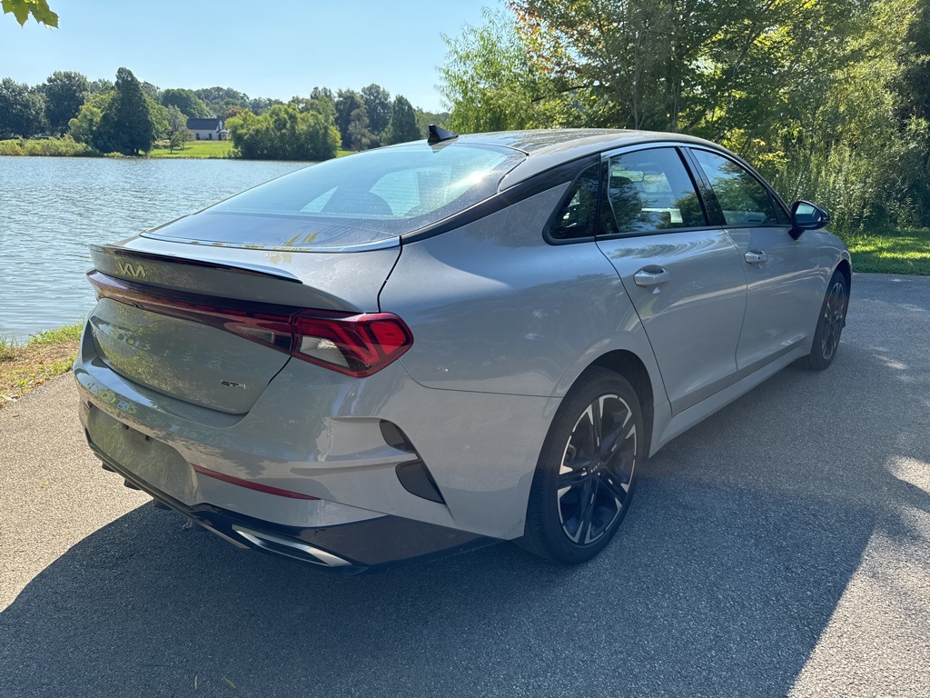 2024 Kia K5 GT-Line photo 3