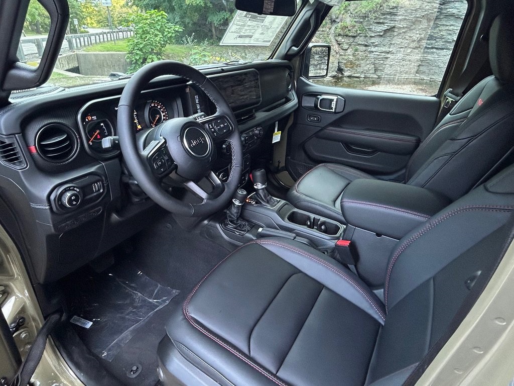 2025 Jeep Gladiator Rubicon photo 15