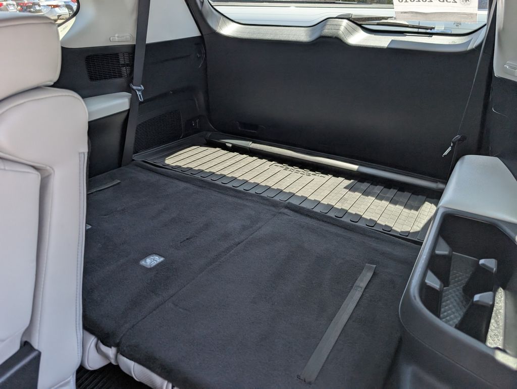 2024 Toyota Grand Highlander Limited photo 20