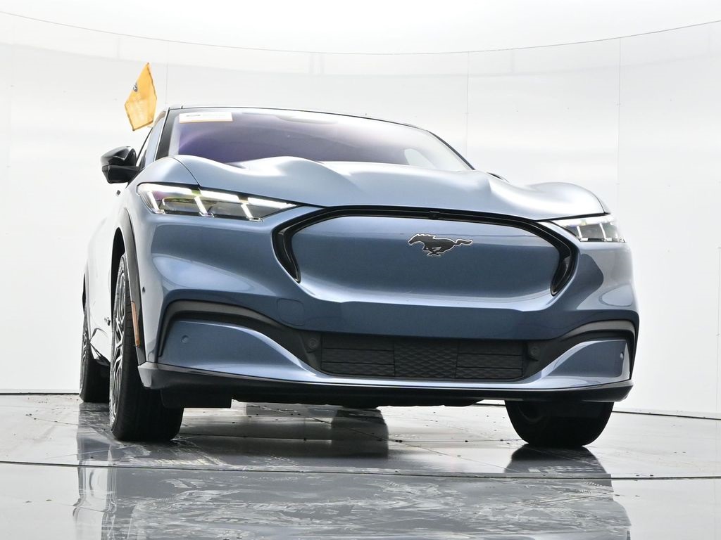 2024 Ford Mustang Mach-E Premium photo 42