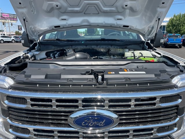 2025 Ford F-350 photo 28