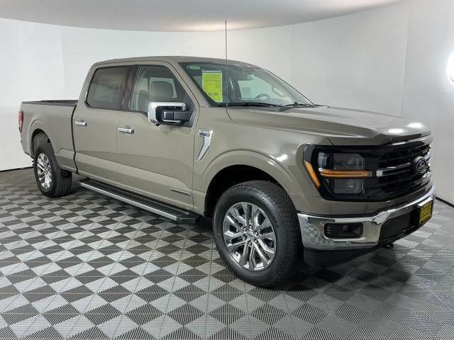 2025 Ford F-150 XLT photo 3