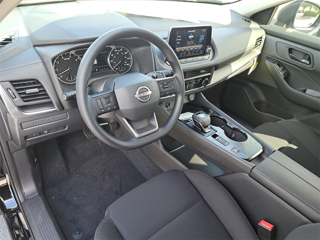 2026 Nissan Rogue S photo 18