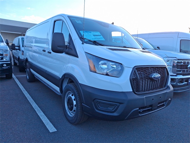 2025 Ford Transit photo 3