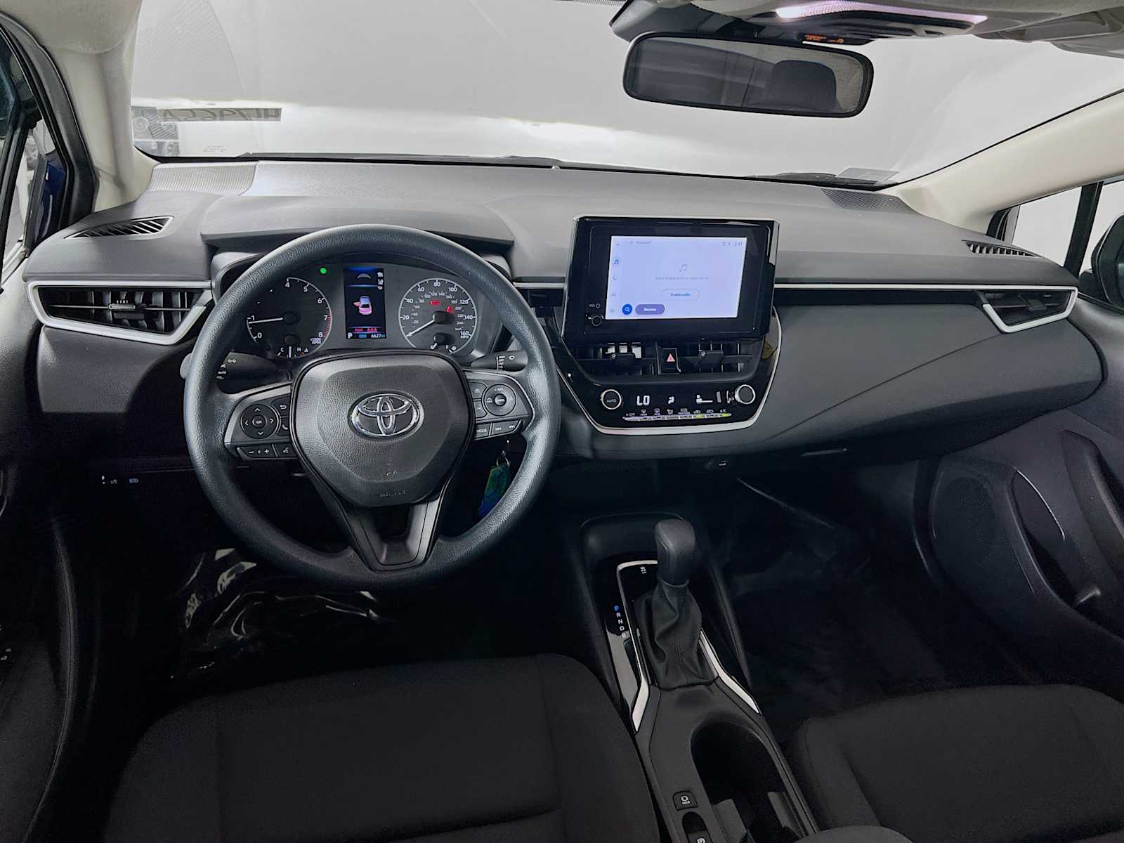 2024 Toyota Corolla LE photo 21