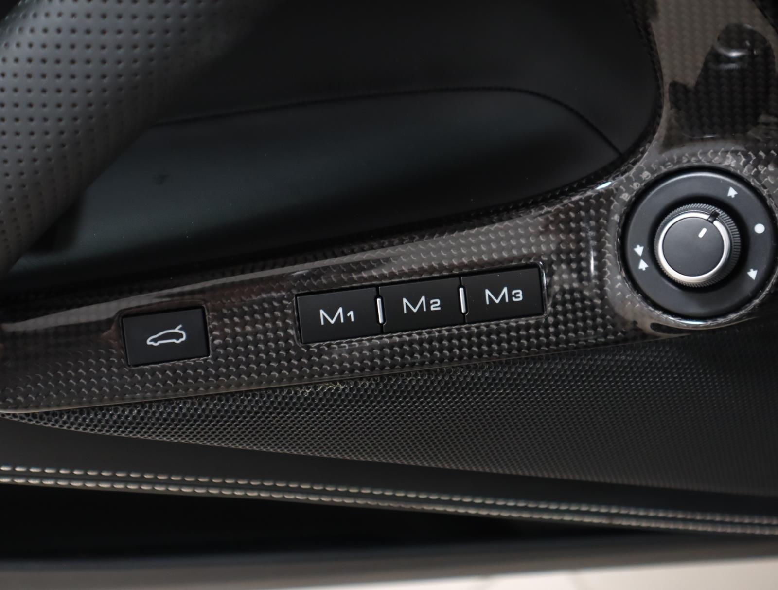 2019 Ferrari 812 Superfast photo 23