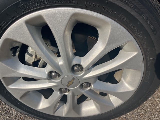 2019 Chevrolet Spark 2LT LT photo 6