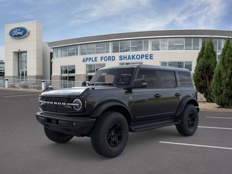 2025 Ford Bronco Outer Banks photo 2