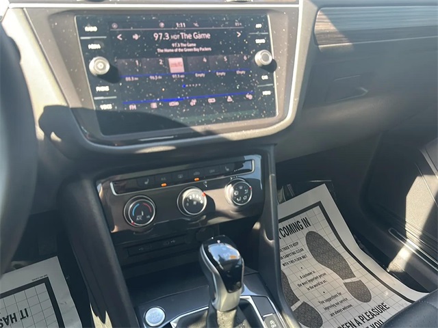 2024 Volkswagen Tiguan Wolfsburg Edition photo 21