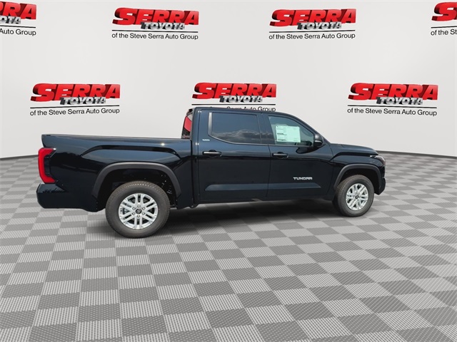 2026 Toyota Tundra SR5 CrewMax photo 8