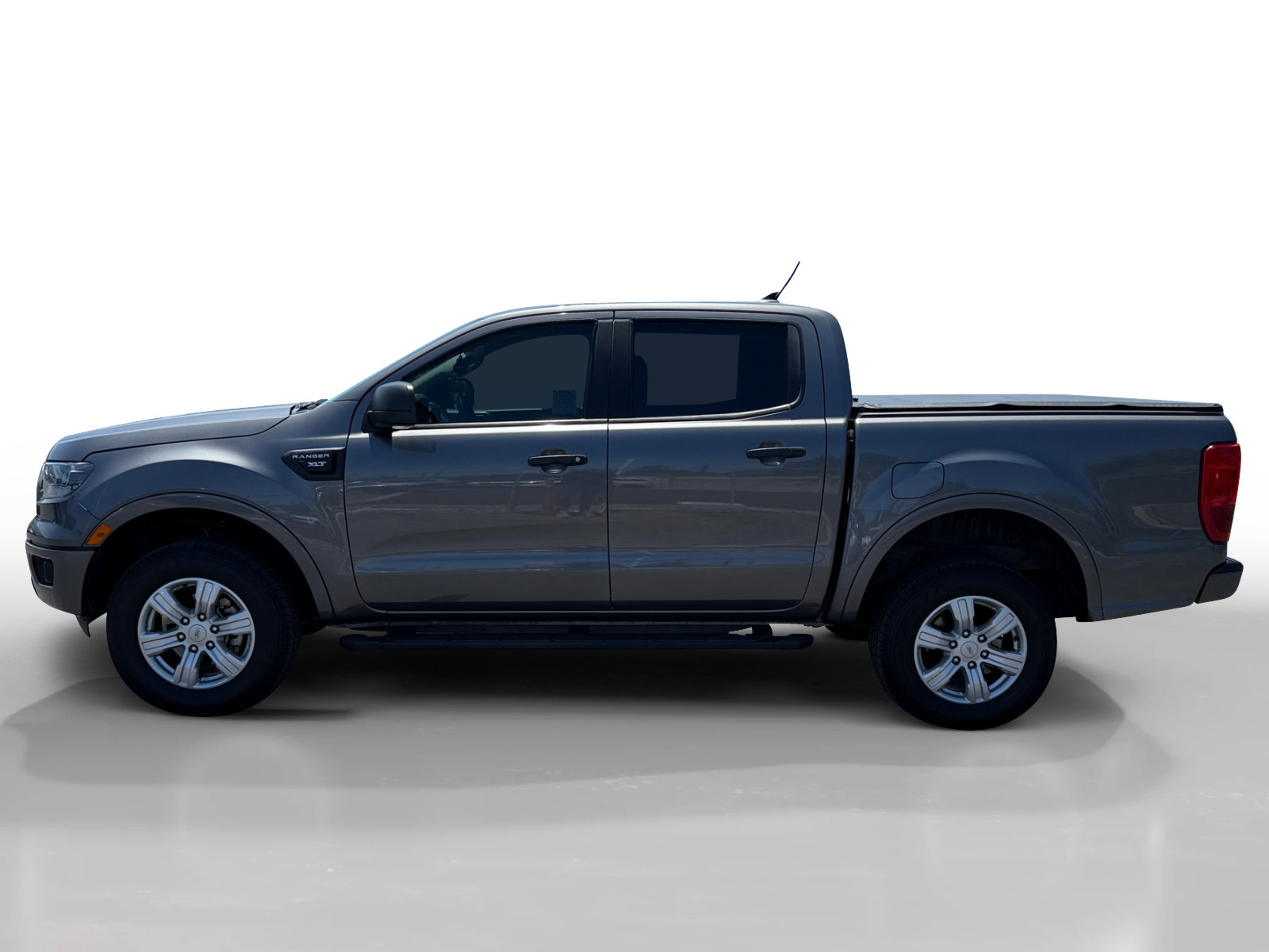 2021 Ford Ranger XLT photo 2