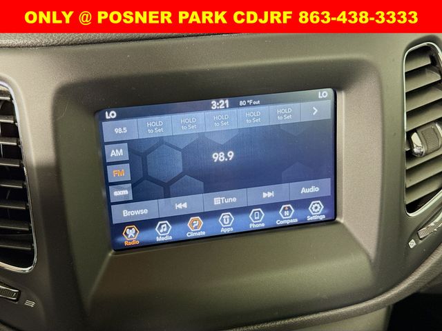 2021 Jeep Compass Latitude photo 14