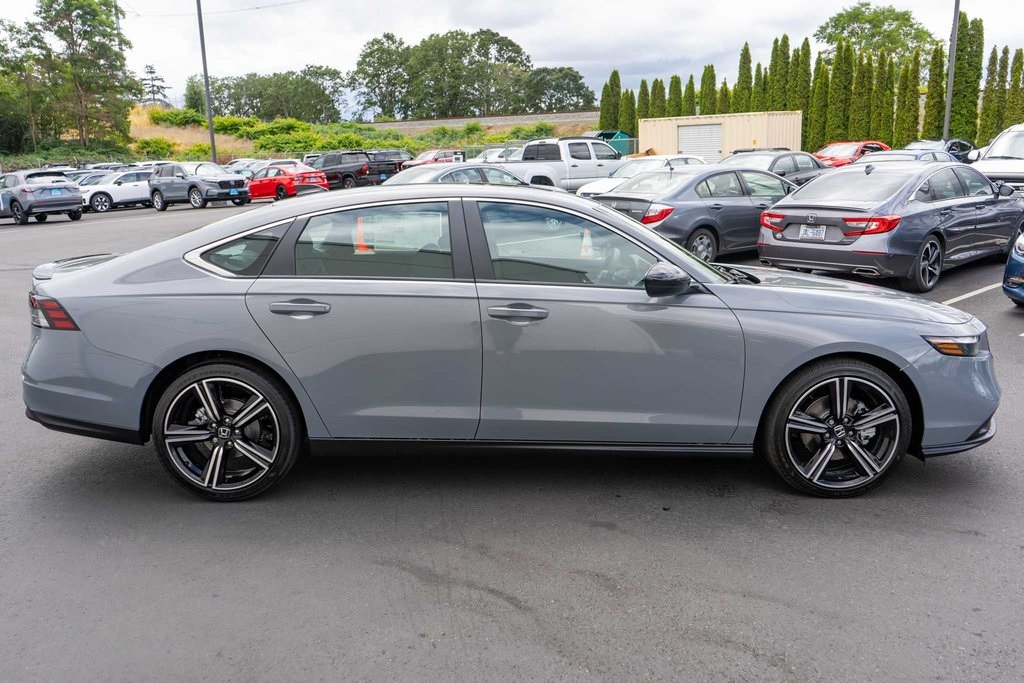 2025 Honda Accord Hybrid Sport photo 2