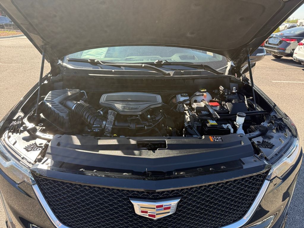 2023 Cadillac XT6 Sport photo 17
