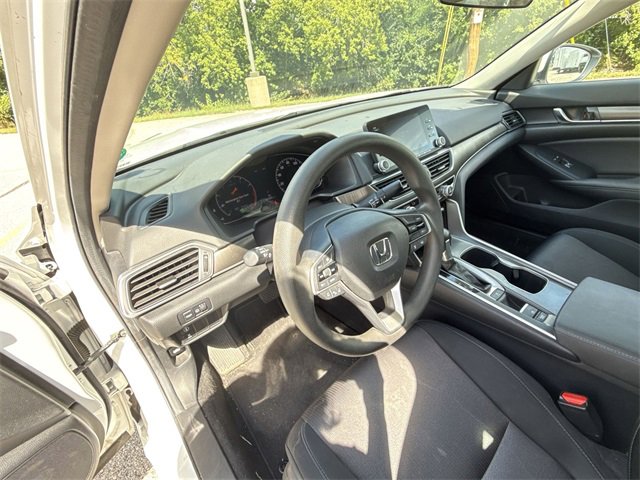 2019 Honda Accord LX photo 2