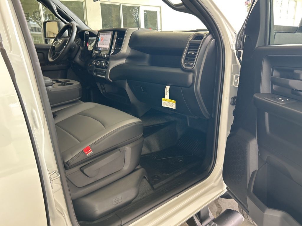 2026 Ram 4500 Tradesman photo 22