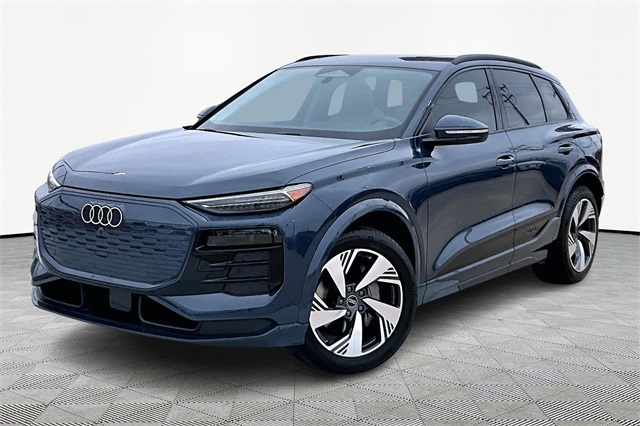 2025 Audi Q6 e-tron Premium Plus's photo