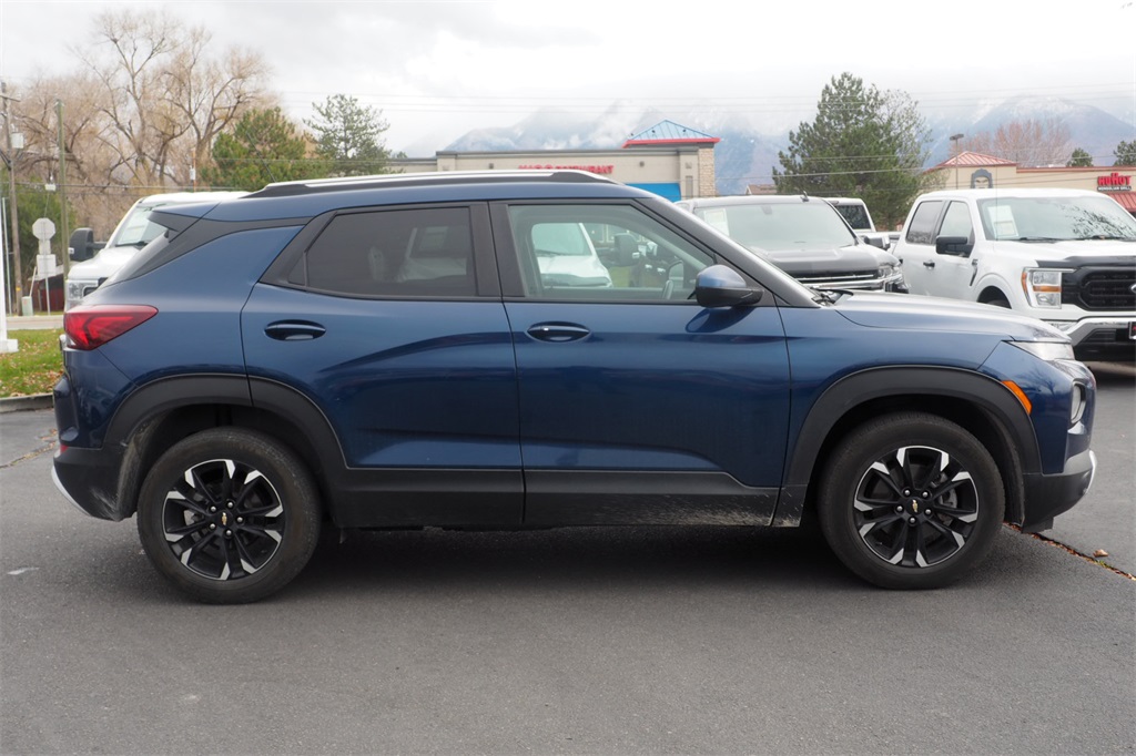 2022 Chevrolet Trailblazer LT photo 4