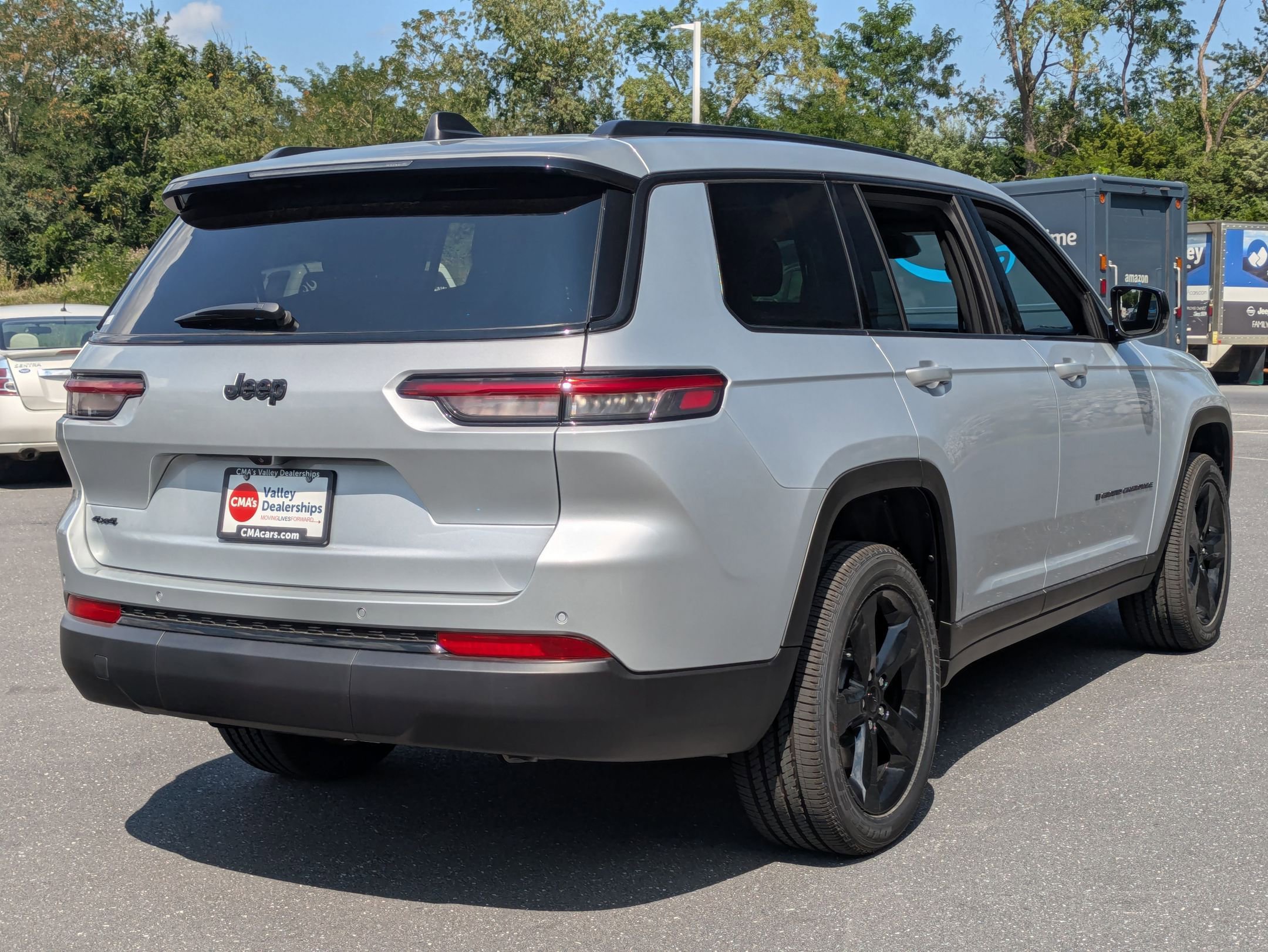 2025 Jeep Grand Cherokee Altitude X photo 3