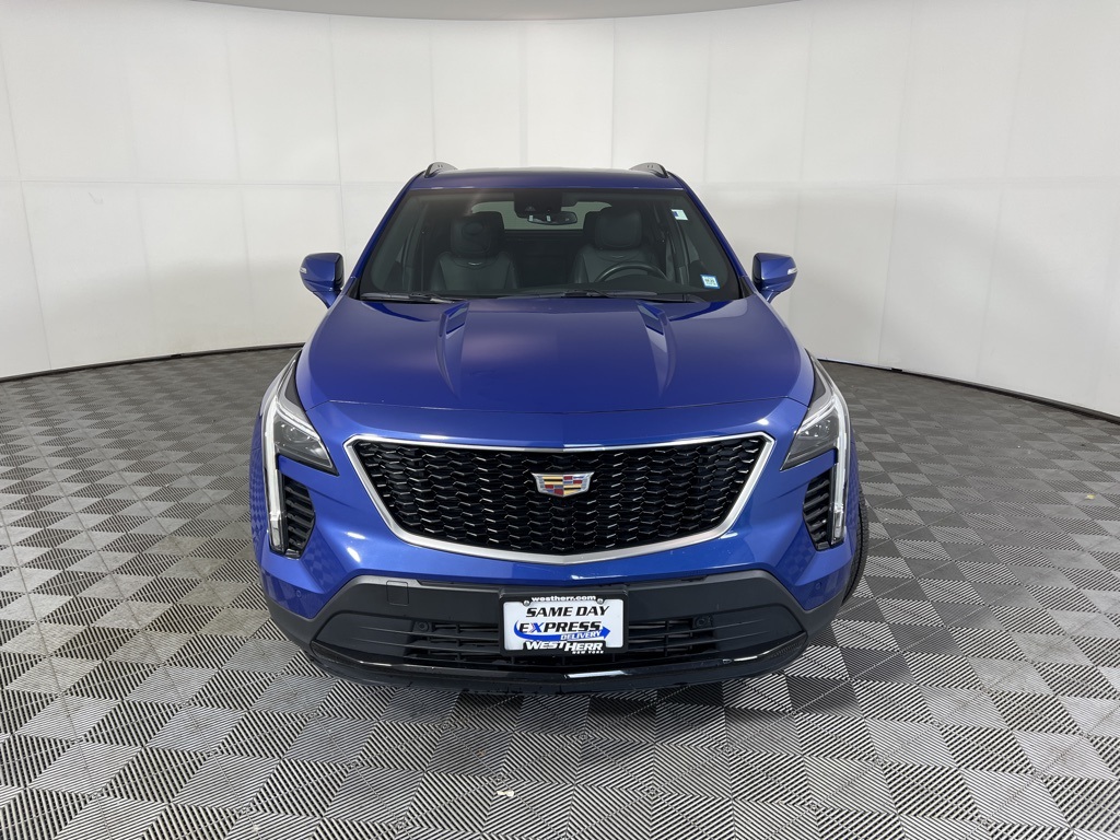 2021 Cadillac XT4 Sport photo 2