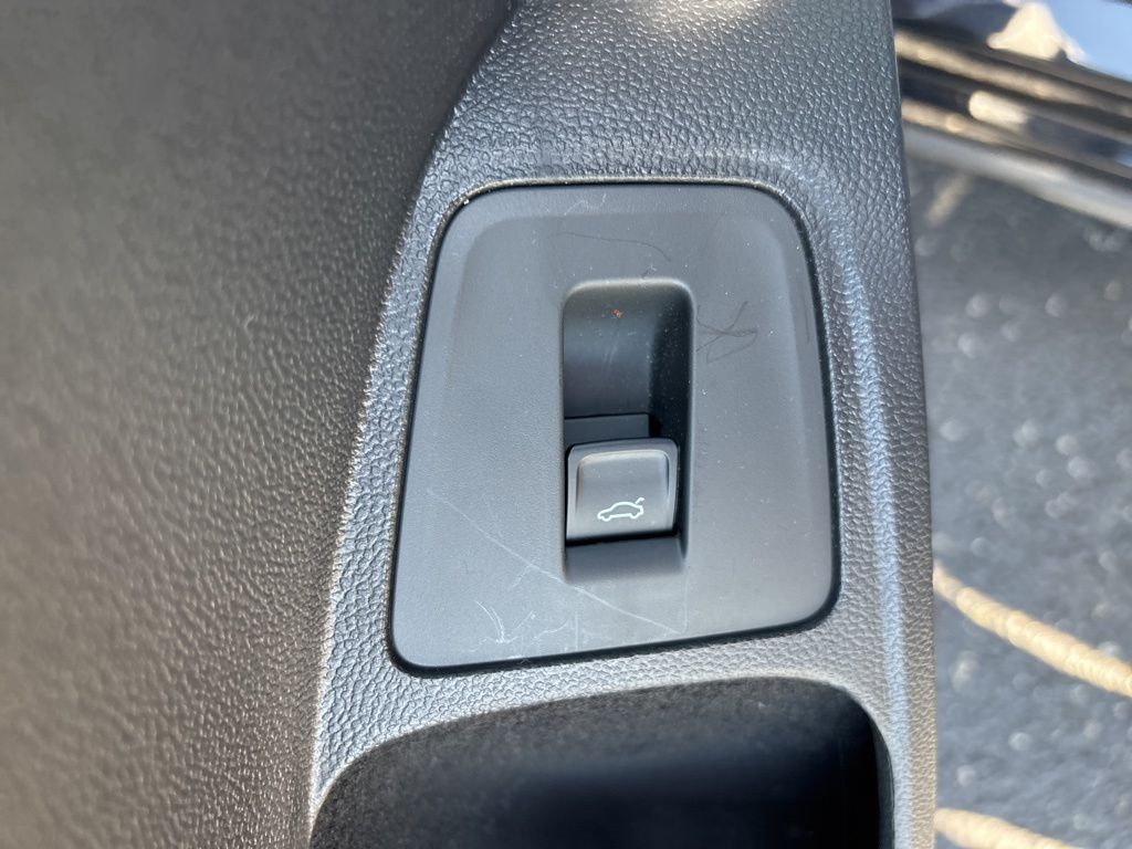 2024 Volkswagen Tiguan SE R-Line Black photo 26