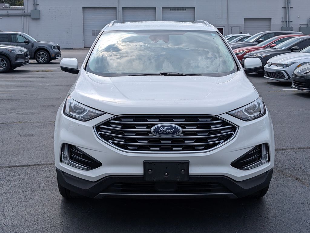 2021 Ford Edge SEL photo 3