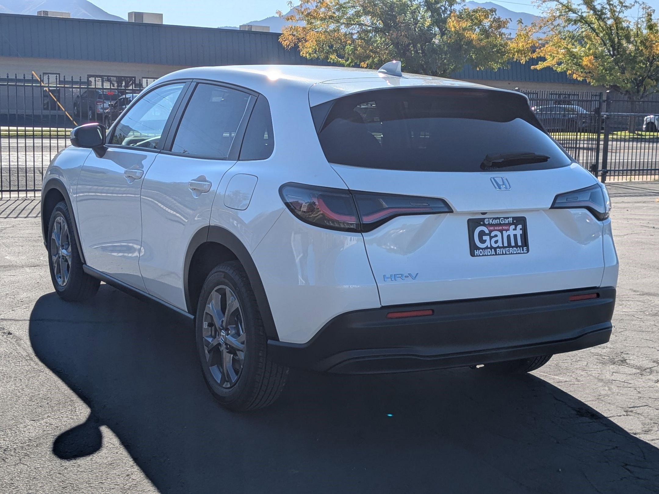 2026 Honda HR-V LX photo 4