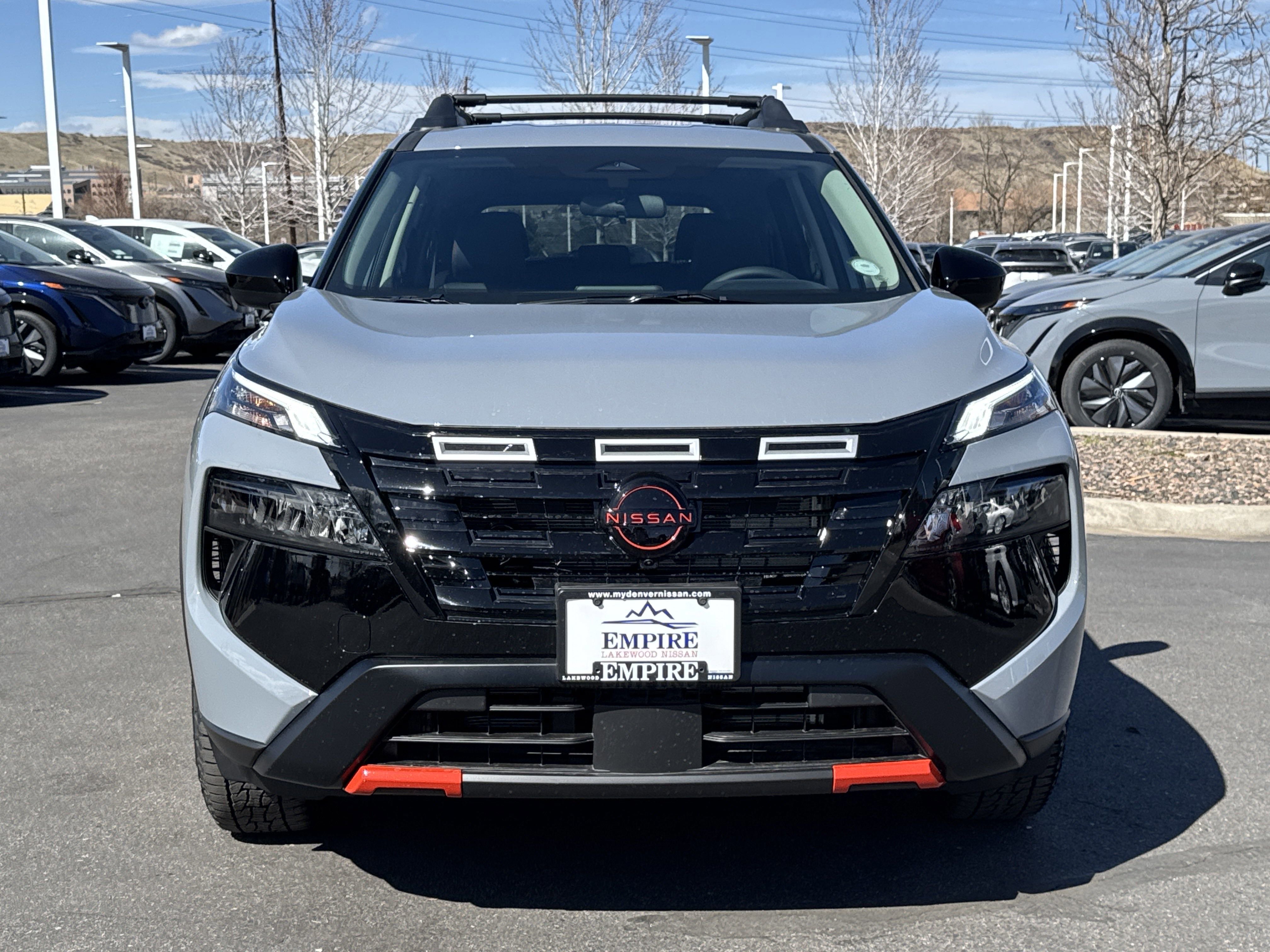 2026 Nissan Rogue SV photo 4