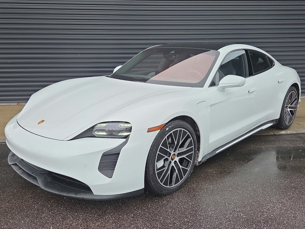 2020 Porsche Taycan S's photo