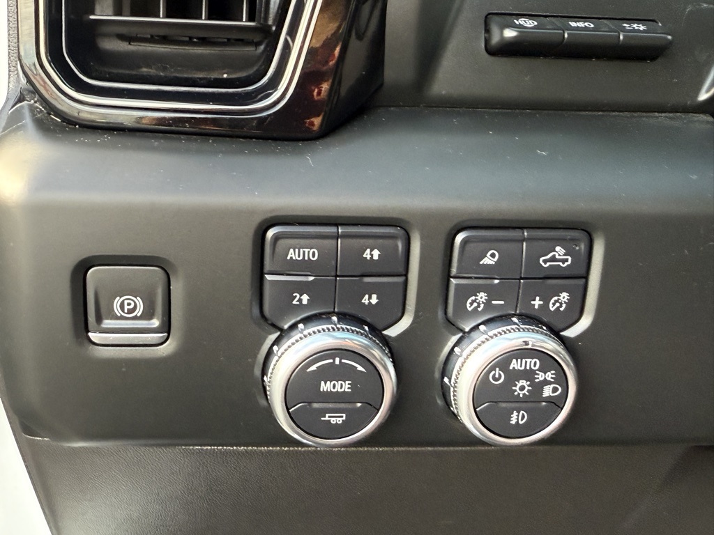 2024 Gmc Sierra AT4 photo 19