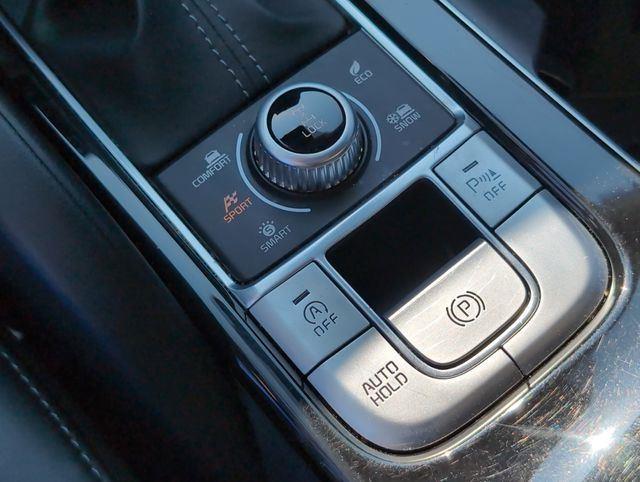 2022 Kia Telluride S photo 17