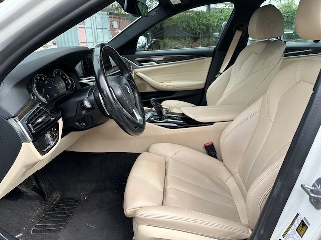 2019 Bmw 530i Sedan photo 2