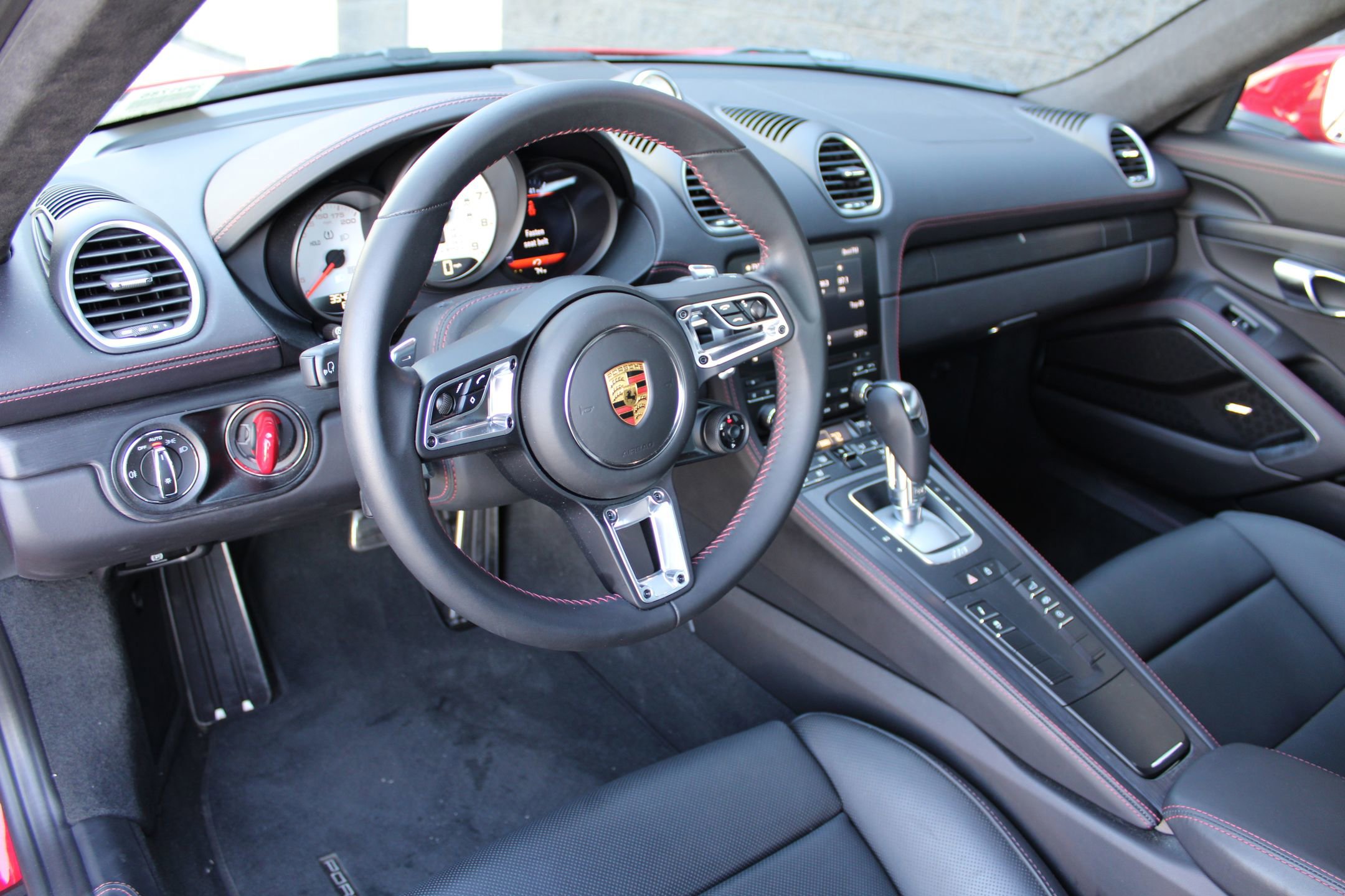 2023 Porsche Cayman GTS 4.0 photo 4