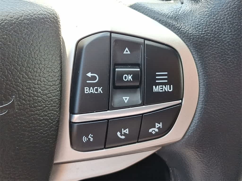 2022 Ford Explorer XLT photo 23