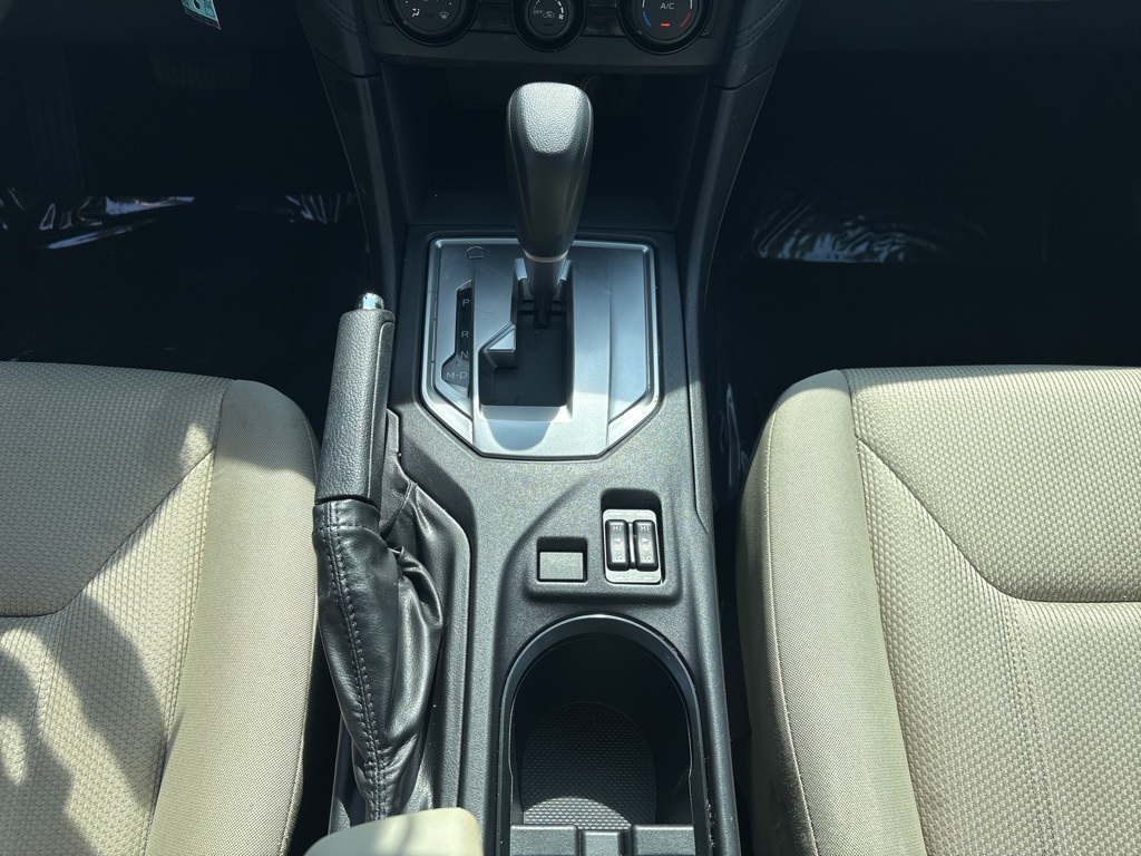 2017 Subaru Impreza 2.0i Premium photo 19