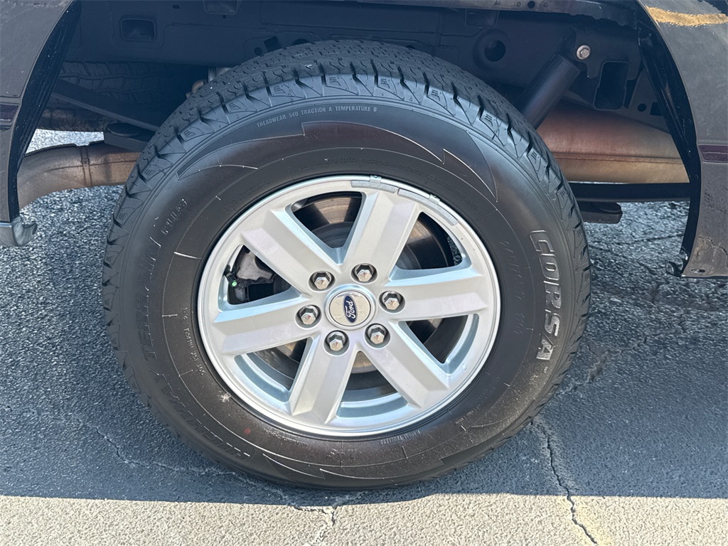 2023 Ford F-150 XLT photo 16